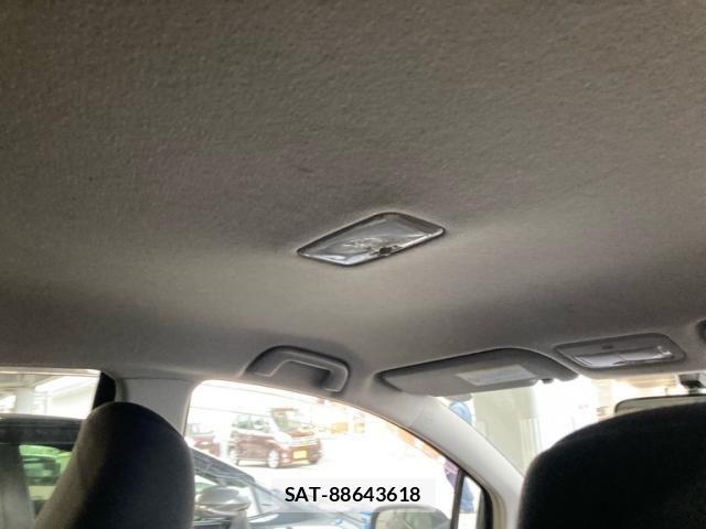 Toyota VITZ 2009-10 8782526-17