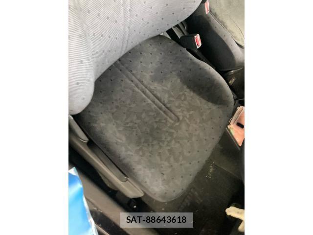Toyota VITZ 2009-10 8782526-22