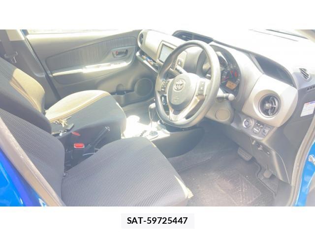 Toyota VITZ 2016-04 8782524-2