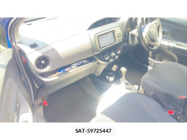 Toyota VITZ 2016-04 8782524-6