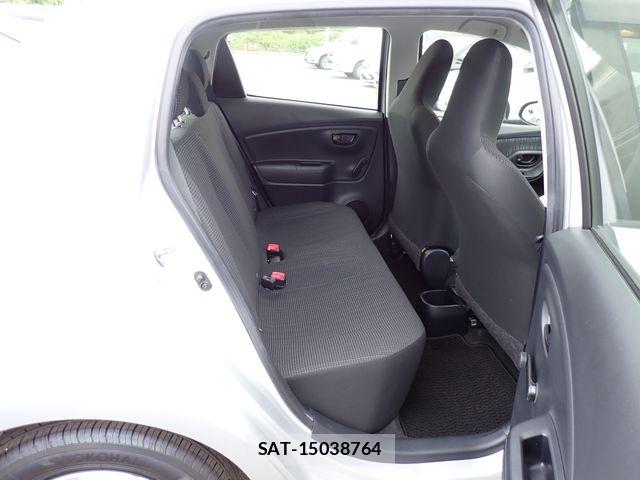 Toyota VITZ 2019-03 8782515-16