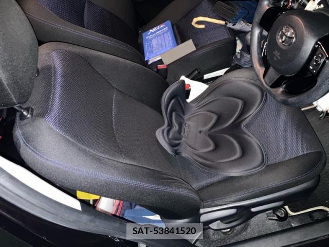 Toyota VITZ 2016-12 8782519-16