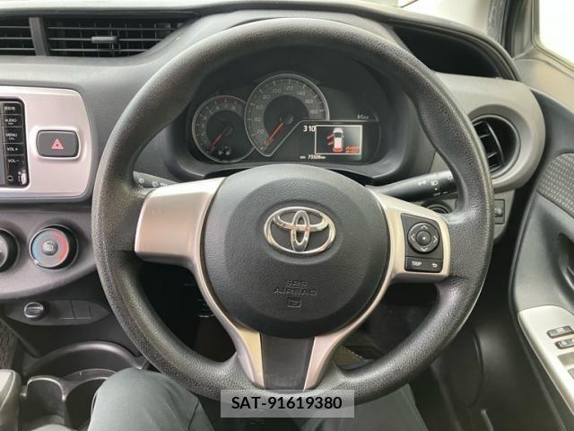 Toyota VITZ 2014-08 8782522-19