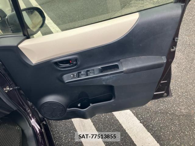Toyota VITZ 2013-09 8832351-15