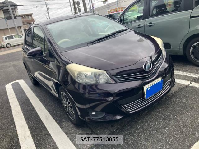 Toyota VITZ 2013-09 8832351-1
