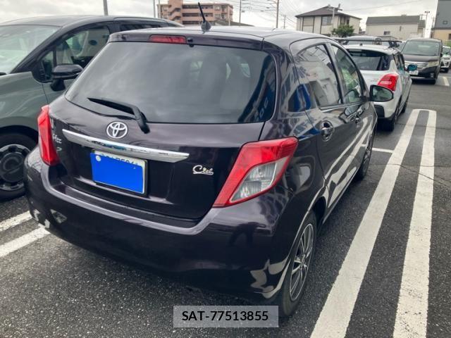 Toyota VITZ 2013-09 8832351-4