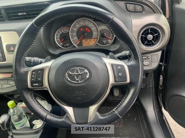 Toyota VITZ 2016-09 8832337-19