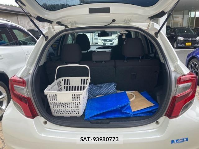 Toyota VITZ 2015-10 8832342-21