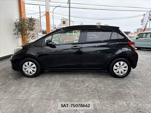 Toyota VITZ 2012-06 8832343-10