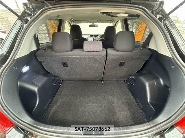 Toyota VITZ 2012-06 8832343-19