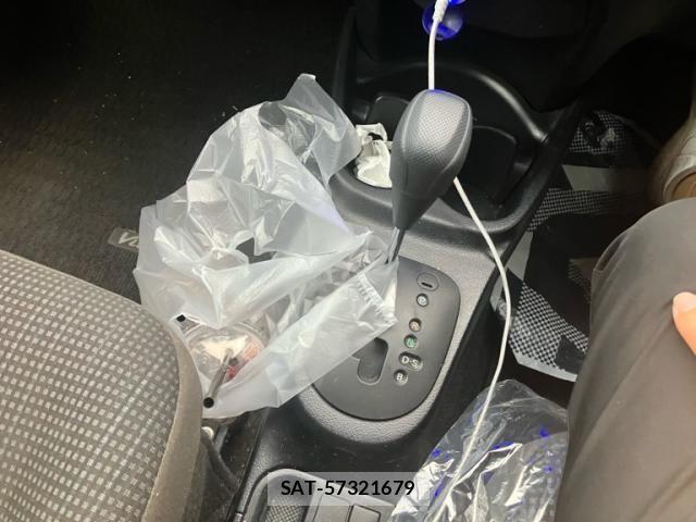 Toyota VITZ 2017-12 8832341-20