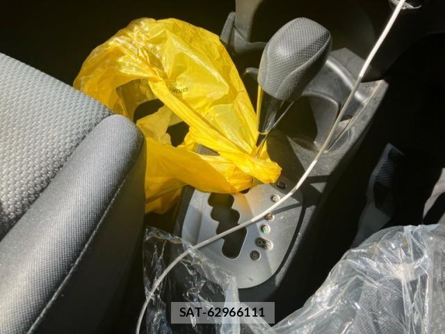 Toyota VITZ 2014-03 8832350-20