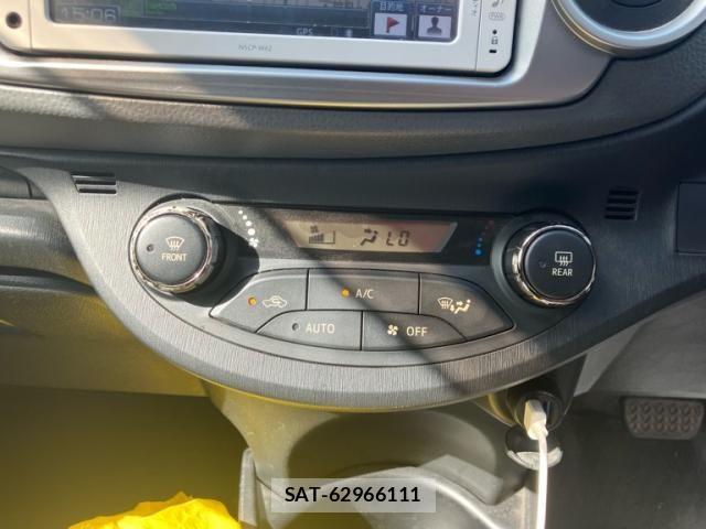 Toyota VITZ 2014-03 8832350-21