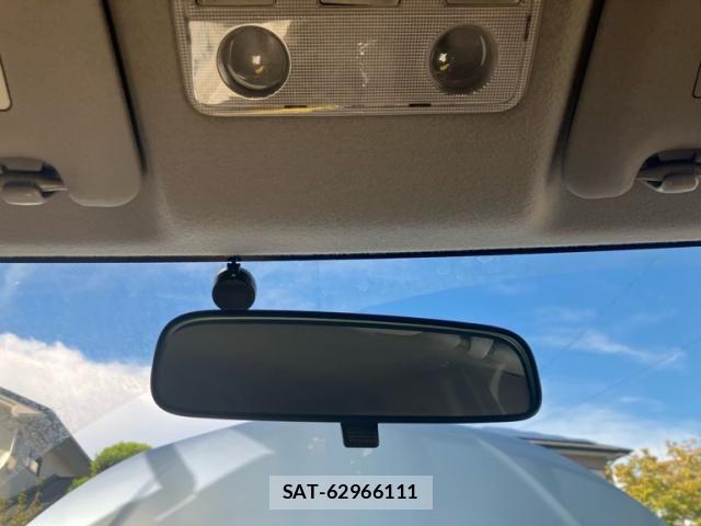 Toyota VITZ 2014-03 8832350-24
