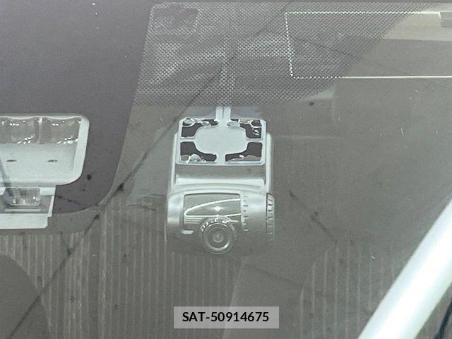 Toyota VITZ 2015-10 8832338-3
