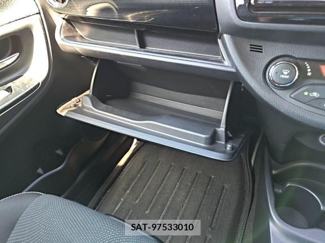 Toyota VITZ 2018-11 8850995-19