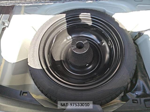 Toyota VITZ 2018-11 8850995-29