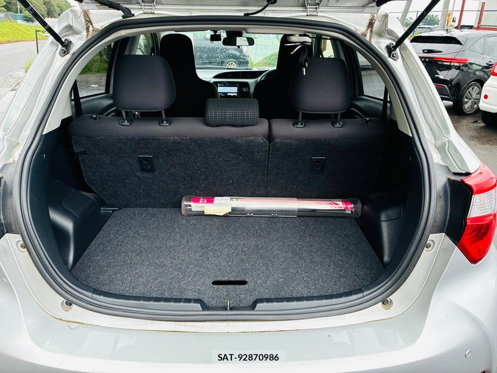 Toyota VITZ 2019-08 8656628-24