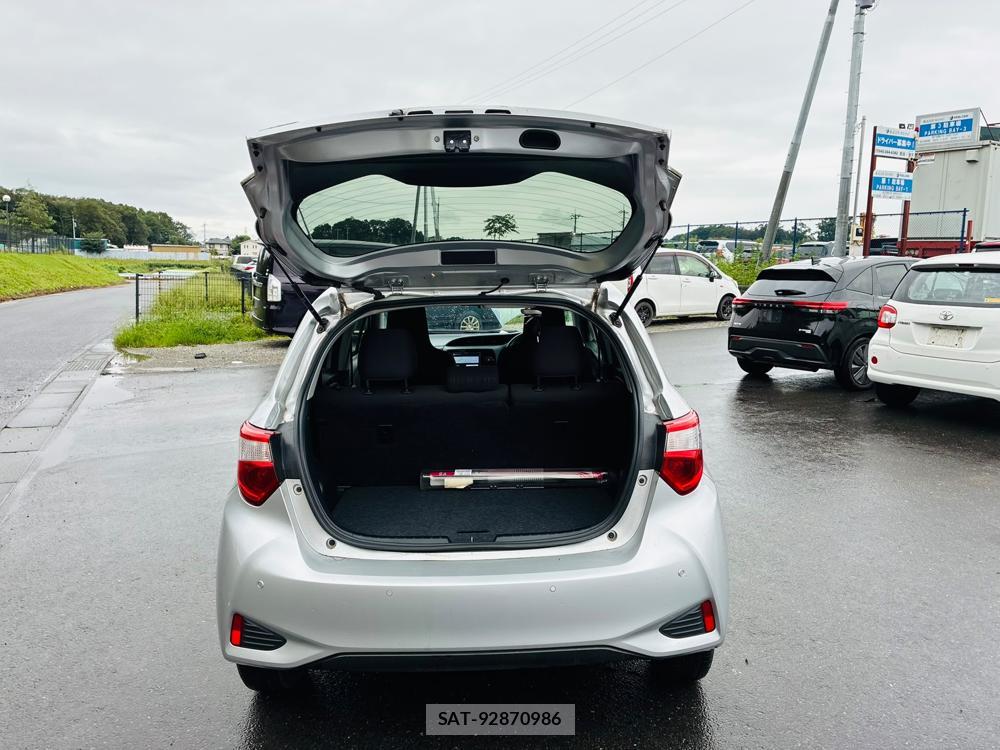 Toyota VITZ 2019-08 8656628-25