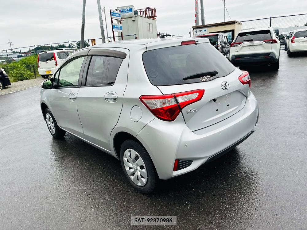 Toyota VITZ 2019-08 8656628-2