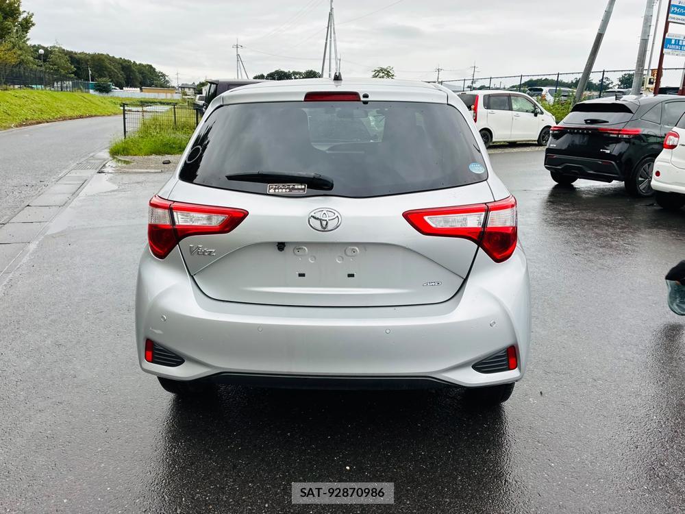 Toyota VITZ 2019-08 8656628-3