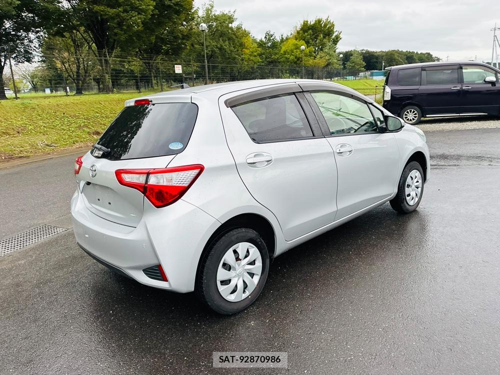 Toyota VITZ 2019-08 8656628-4