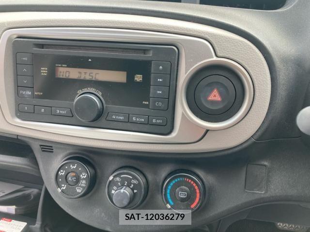 Toyota VITZ 2011-11 8850997-15