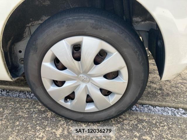 Toyota VITZ 2011-11 8850997-8