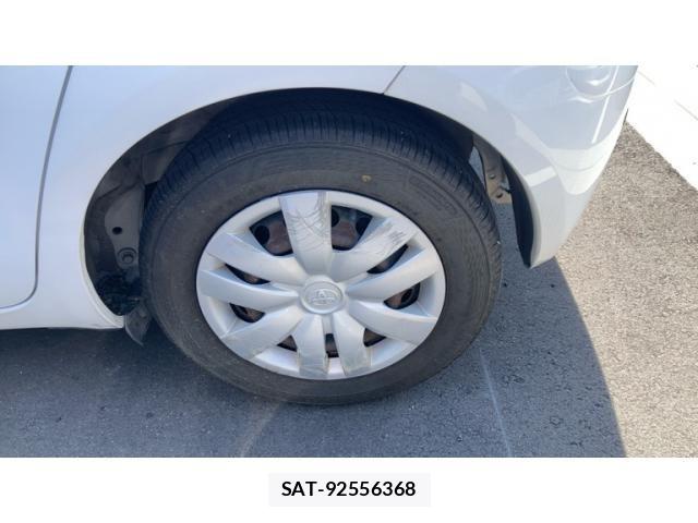Toyota VITZ 2009-09 8851001-9