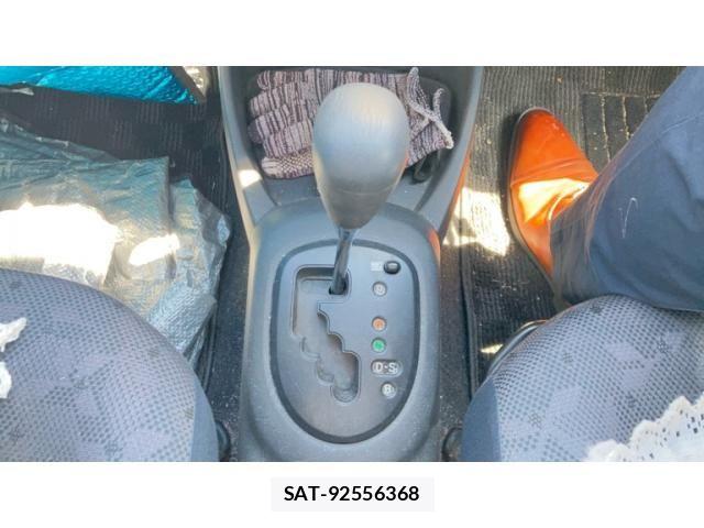 Toyota VITZ 2009-09 8851001-19