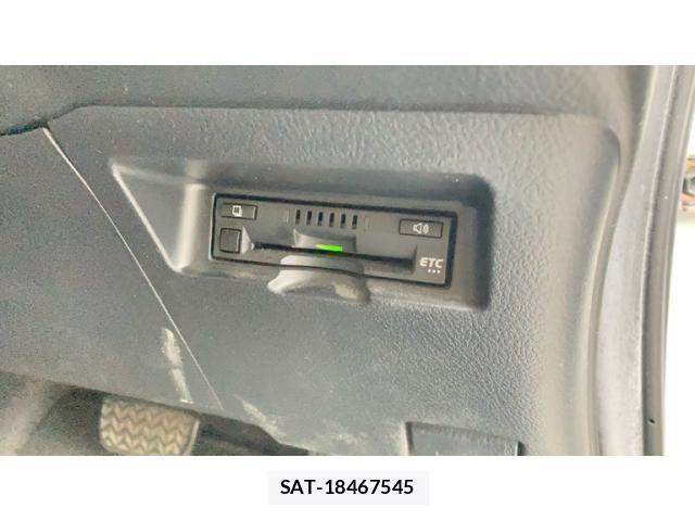 Toyota VITZ 2017-02 8850998-14