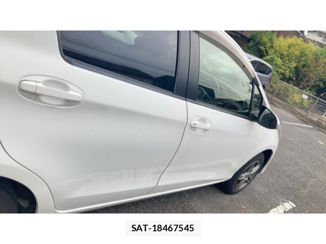 Toyota VITZ 2017-02 8850998-3