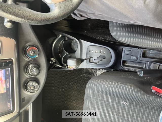 Toyota VITZ 2016-03 8850996-13