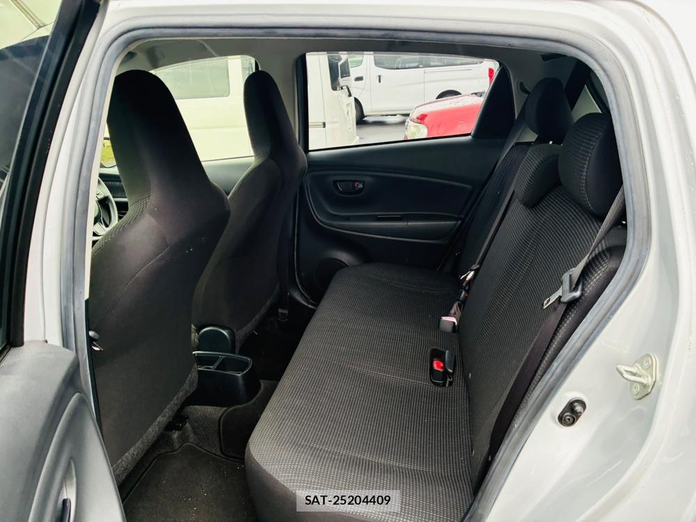 Toyota VITZ 2019-08 8656627-9