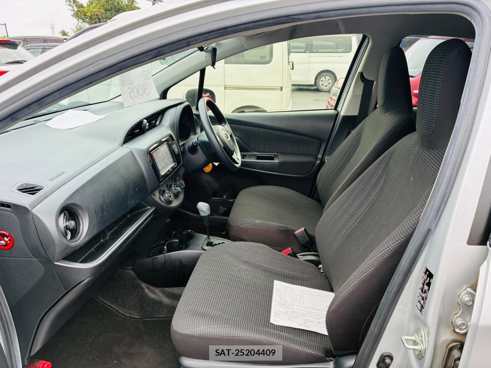 Toyota VITZ 2019-08 8656627-10