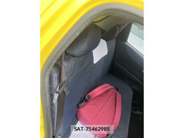 Toyota VITZ 2012-03 8872355-8