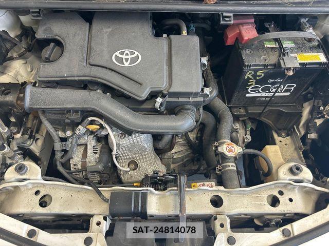 Toyota VITZ 2019-04 8872352-18