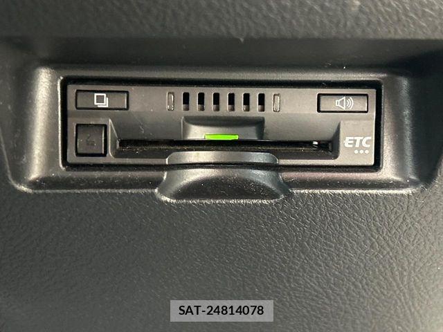 Toyota VITZ 2019-04 8872352-6
