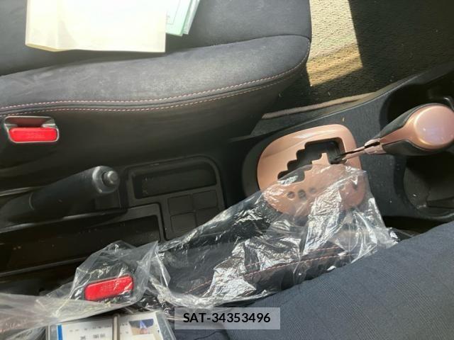 Toyota VITZ 2013-10 8872354-23