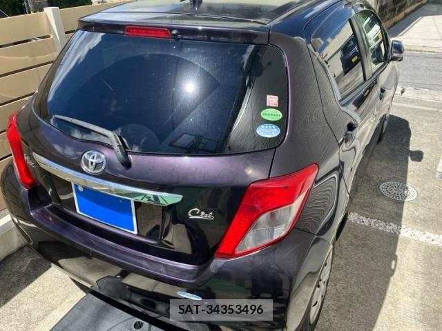 Toyota VITZ 2013-10 8872354-3