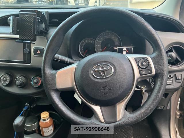 Toyota VITZ 2014-09 8872353-12