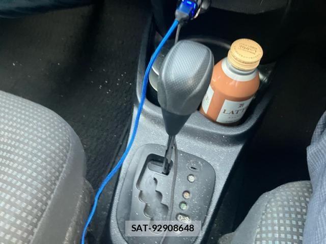 Toyota VITZ 2014-09 8872353-17