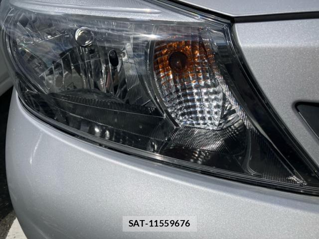 Toyota VITZ 2012-07 8882822-9