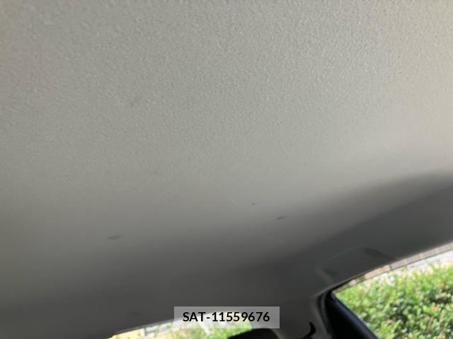 Toyota VITZ 2012-07 8882822-24