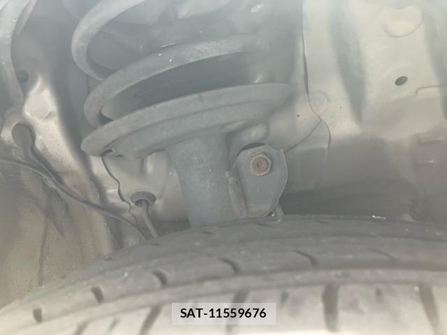Toyota VITZ 2012-07 8882822-8