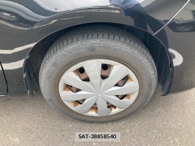 Toyota VITZ 2011-11 8882824-6