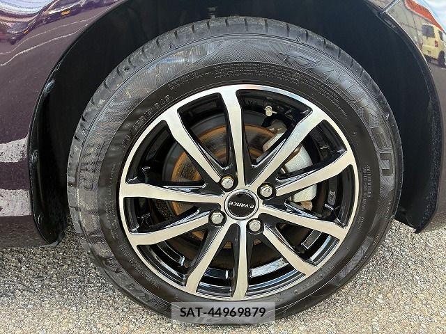 Toyota VITZ 2015-12 8882817-25