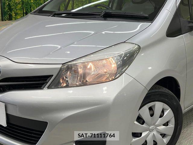 Toyota VITZ 2013-10 8882818-11