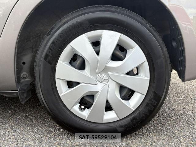 Toyota VITZ 2017-10 8882821-24