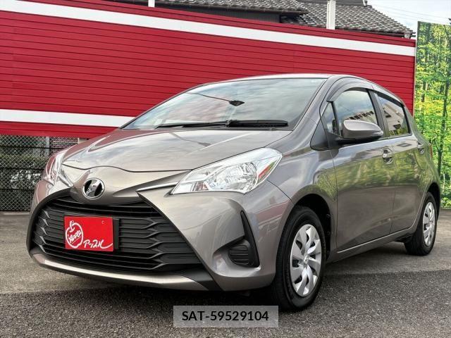 Toyota VITZ 2017-10 8882821-6